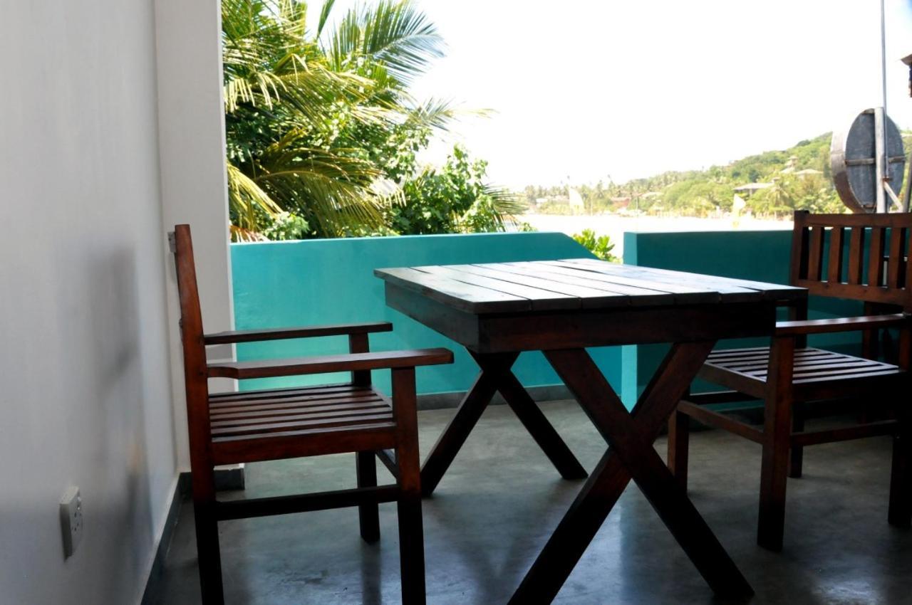The Ocean Bed & Breakfast Unawatuna Exterior photo